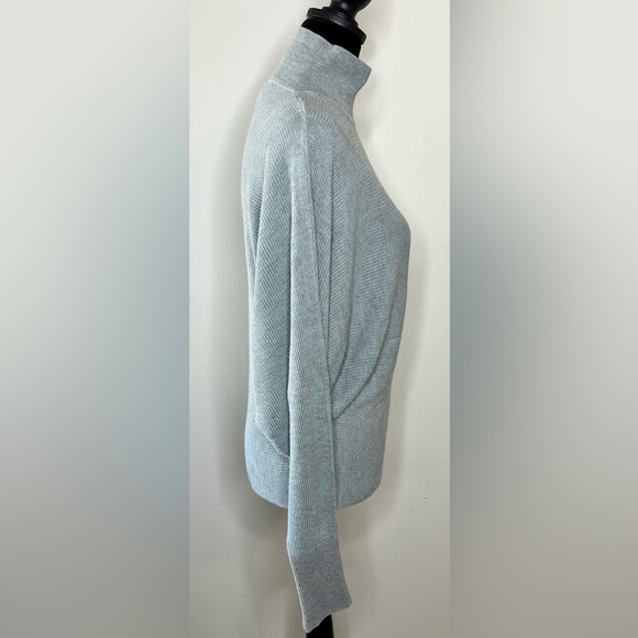 John + Jenn mock turtleneck gray blue knit sweater dolman long sleeve. XS EUC - Picture 5 of 9